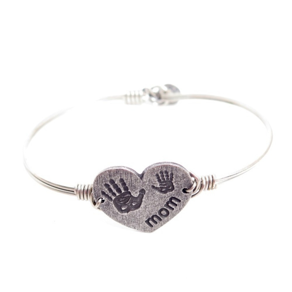 LUCA + DANNI MOM HEART HANDPRINTS BANGLE BRACELET SILVER‎ TONE EXPANDABLE WIRE